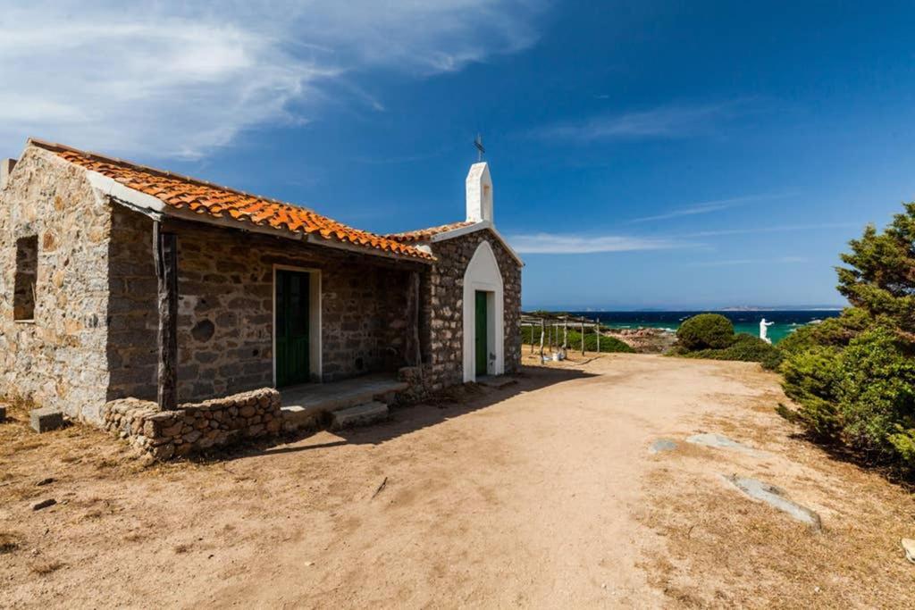 Bella Casa Con Giardino A 10 Minuti Dal Mare Daire Aglientu Dış mekan fotoğraf